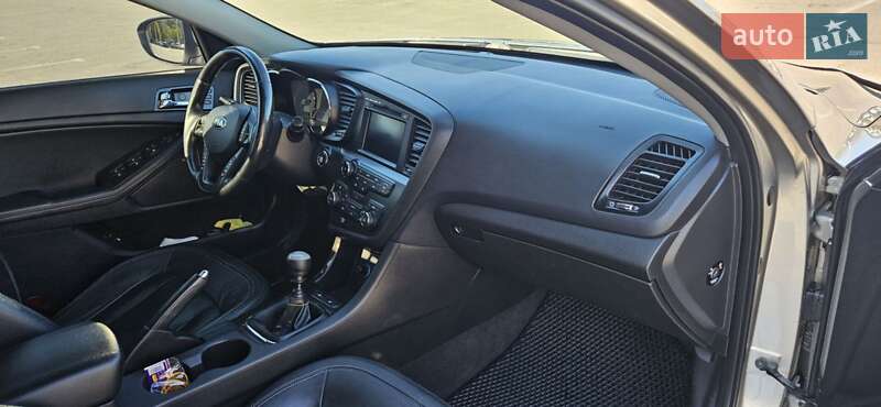 Седан Kia Optima 2012 в Запорожье