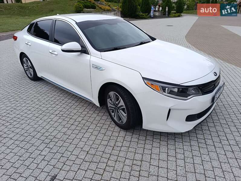 Седан Kia Optima 2018 в Львове
