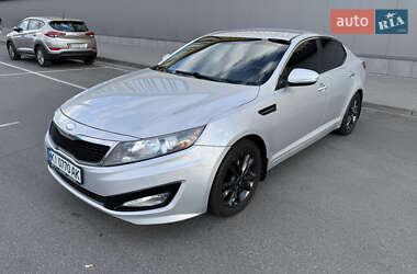 Седан Kia Optima 2012 в Киеве