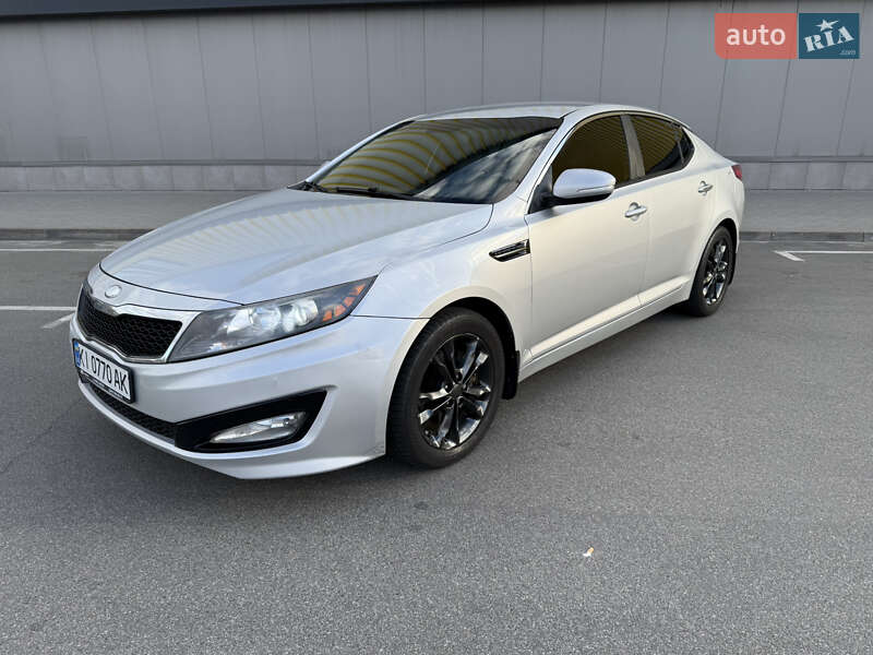 Седан Kia Optima 2012 в Киеве