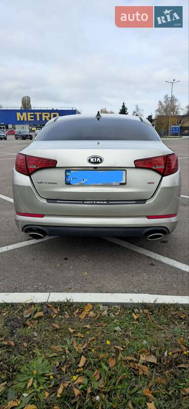 Седан Kia Optima 2012 в Житомире