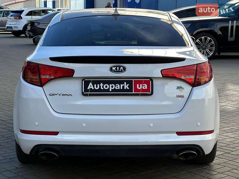 Седан Kia Optima 2012 в Одессе