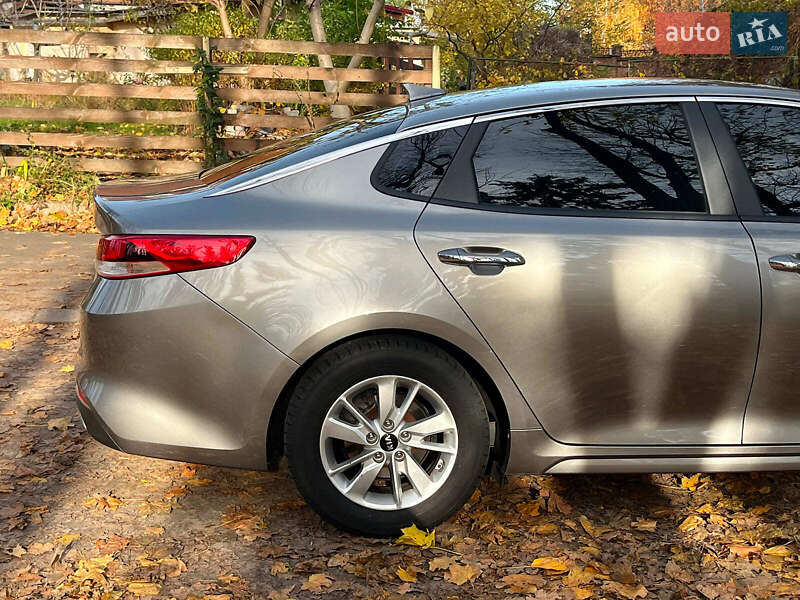 Седан Kia Optima 2017 в Киеве фото 13 Седан Kia Optima 2017 в Киеве