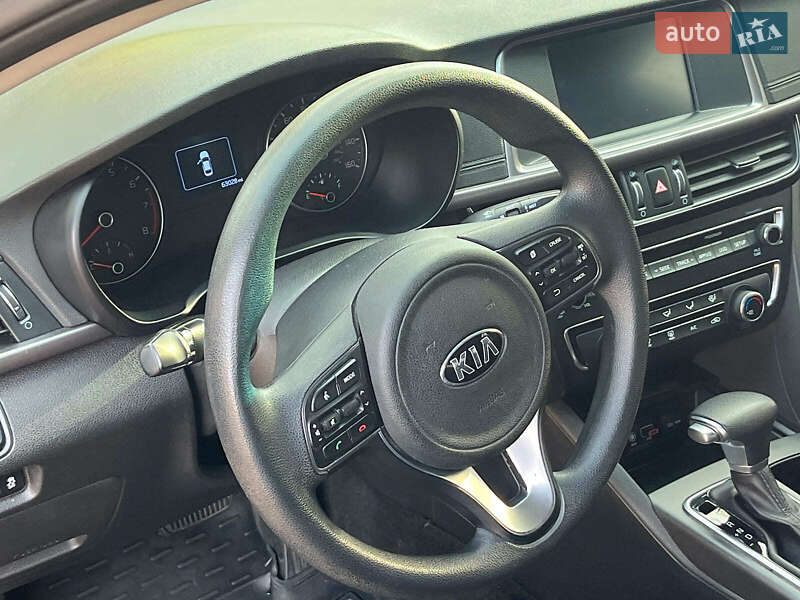 Седан Kia Optima 2017 в Киеве фото 28 Седан Kia Optima 2017 в Киеве