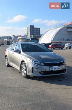 Седан Kia Optima 2017 в Харькове