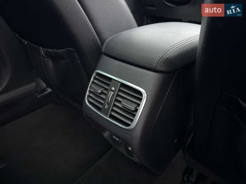 Седан Kia Optima 2017 в Киеве