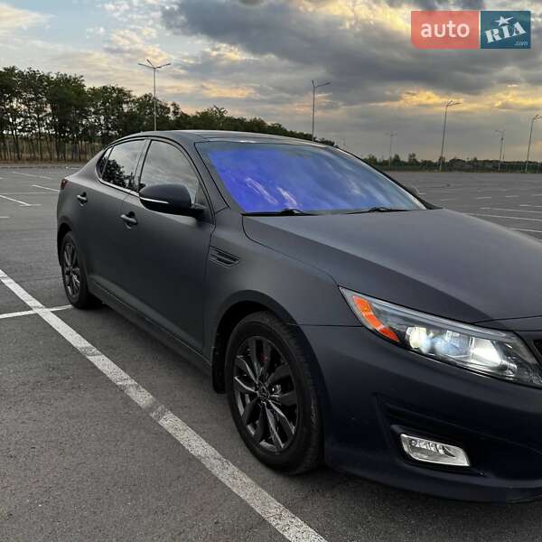 Седан Kia Optima 2015 в Дніпрі