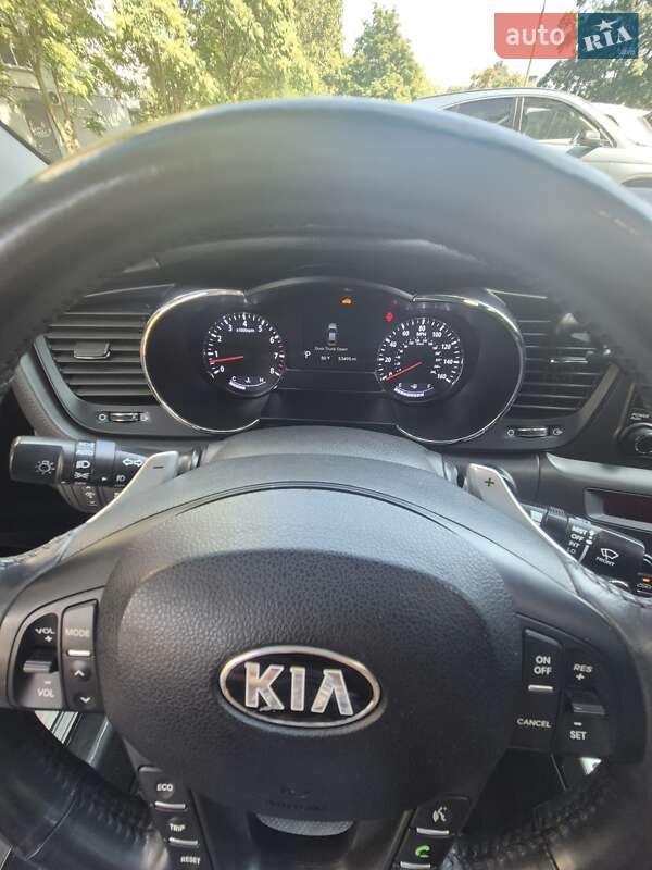 Седан Kia Optima 2012 в Запоріжжі