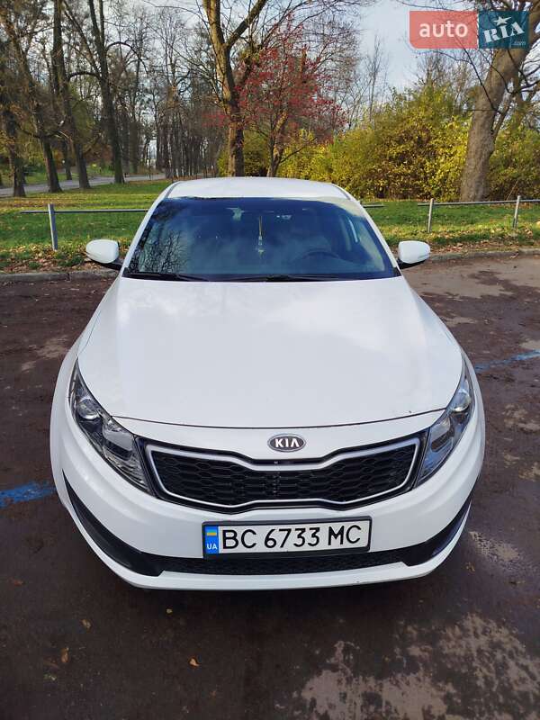 Kia Optima 2011 Kia Optima 2011