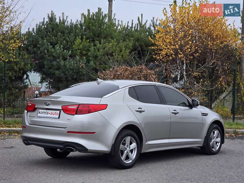 Седан Kia Optima 2014 в Хмельницком