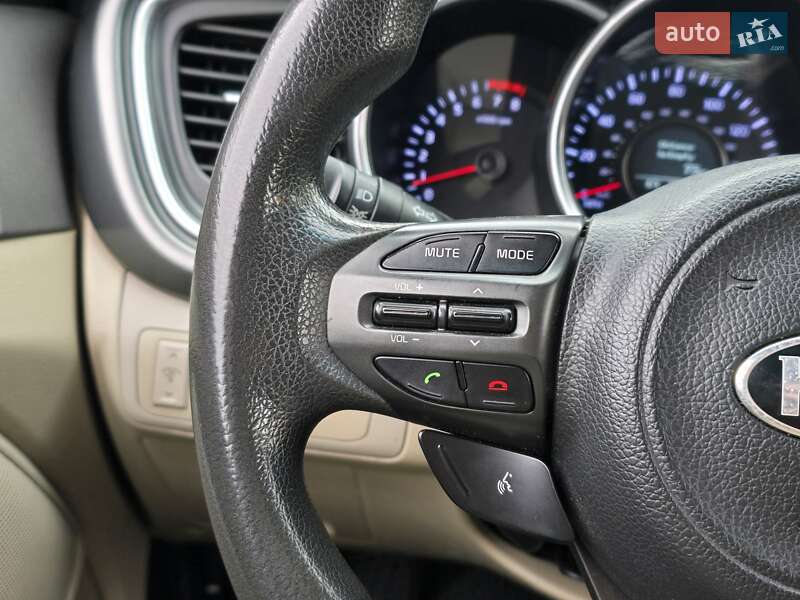 Седан Kia Optima 2014 в Хмельницком