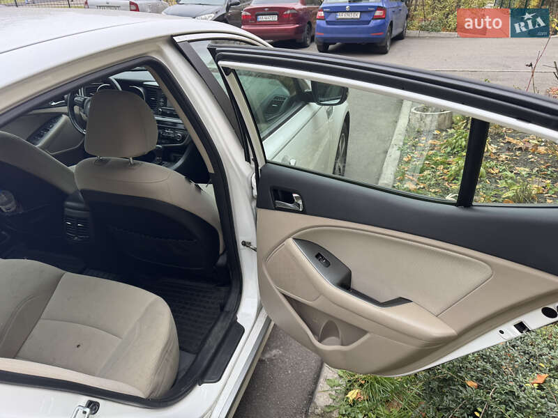 Седан Kia Optima 2014 в Киеве фото 16 Седан Kia Optima 2014 в Киеве