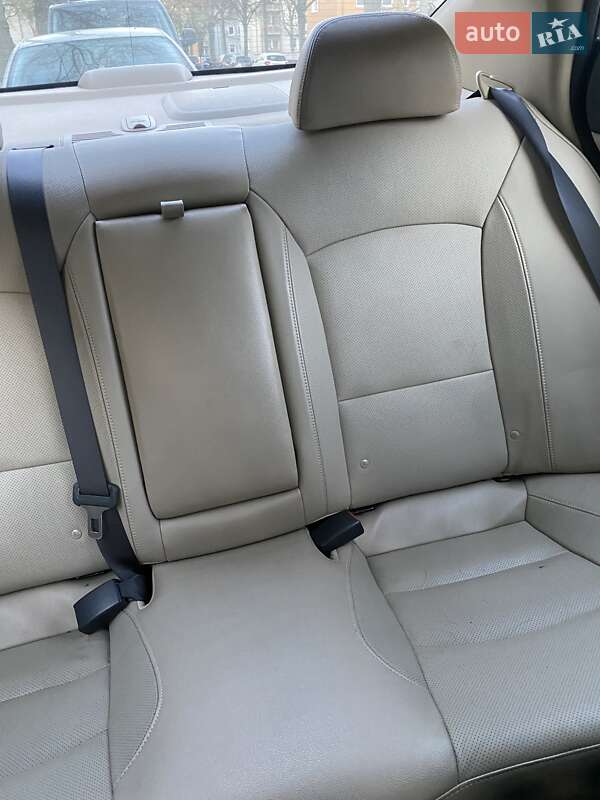 Седан Kia Optima 2014 в Одессе