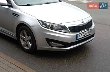 Седан Kia Optima 2015 в Киеве