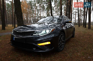 Седан Kia Optima 2020 в Киеве