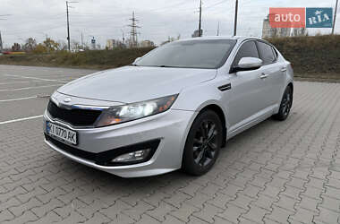 Седан Kia Optima 2012 в Киеве