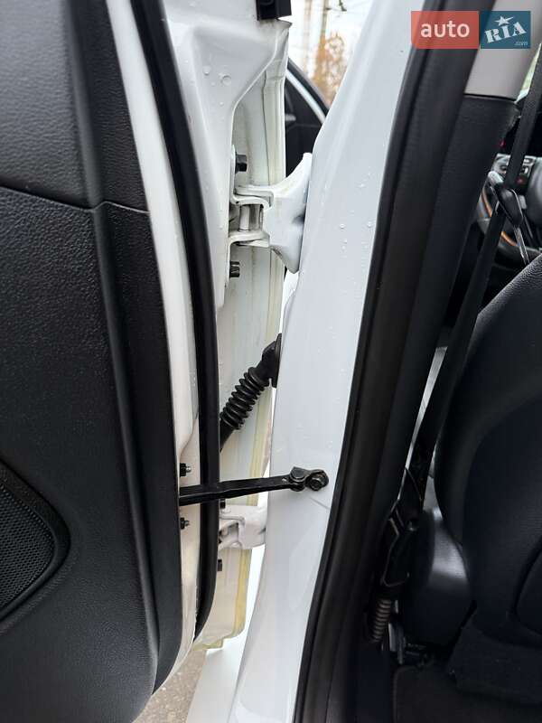 Седан Kia Optima 2014 в Одессе