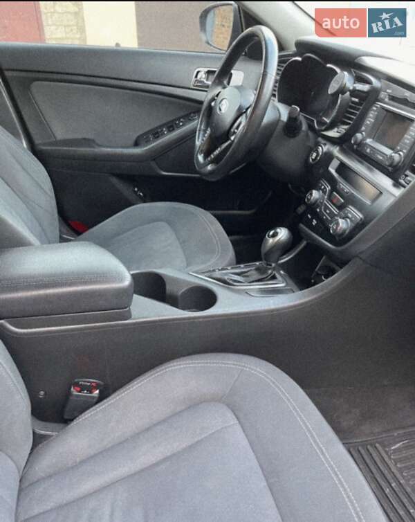 Седан Kia Optima 2012 в Харькове