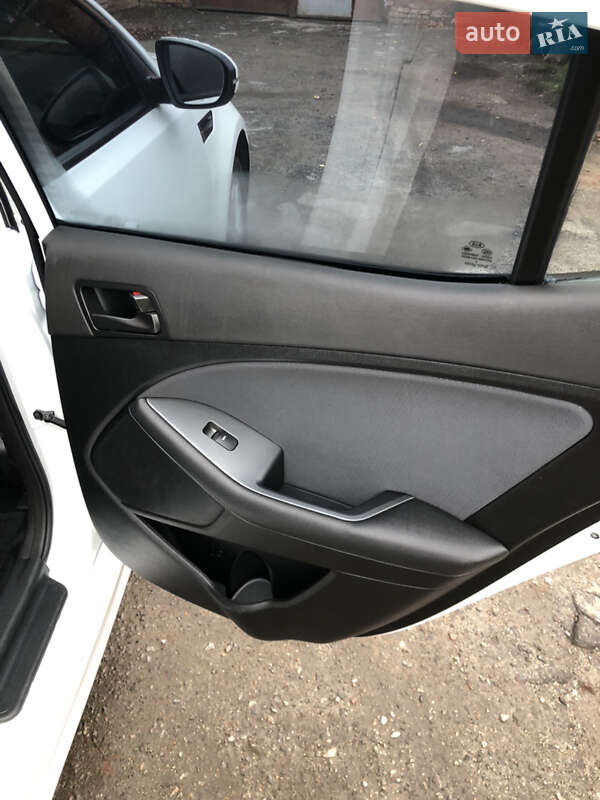 Седан Kia Optima 2015 в Полтаве