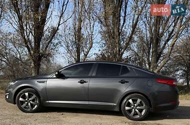 Седан Kia Optima 2012 в Каменском