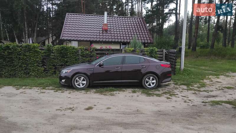 Седан Kia Optima 2013 в Житомире