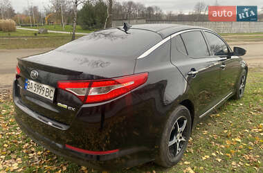 Седан Kia Optima 2013 в Новомиргороде