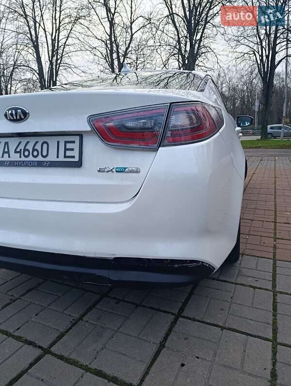 Седан Kia Optima 2014 в Киеве