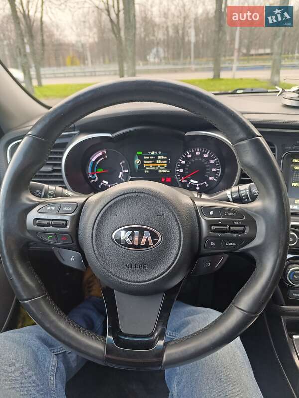 Седан Kia Optima 2014 в Киеве