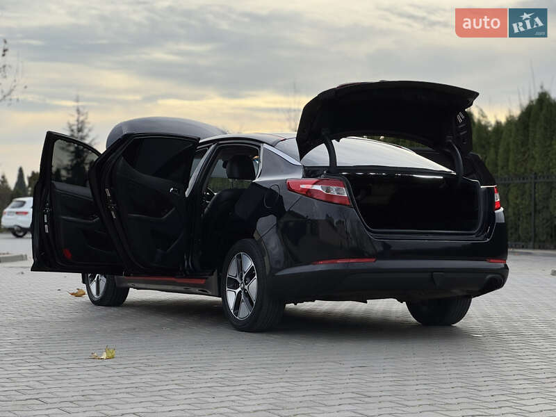 Седан Kia Optima 2013 в Одессе