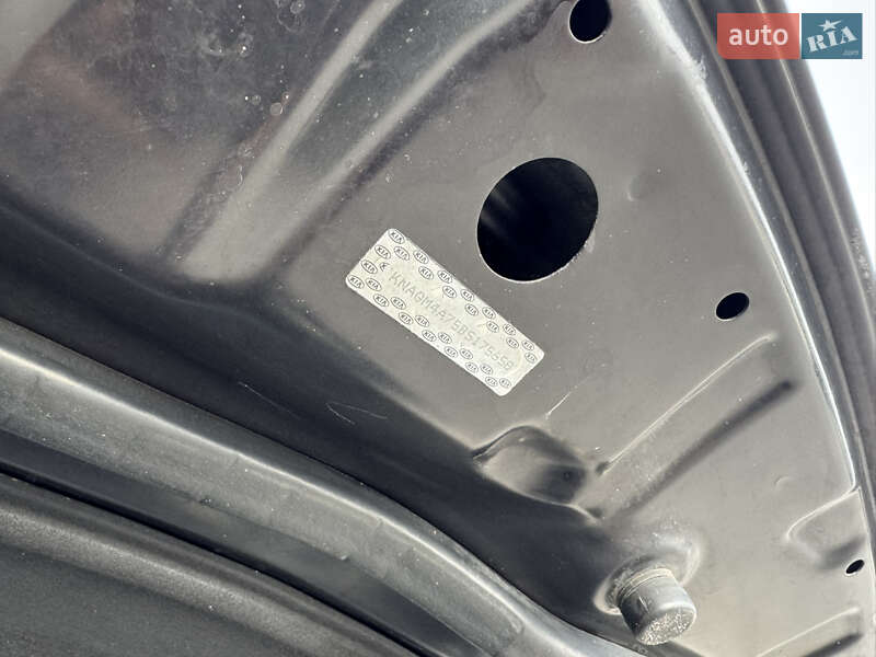 Седан Kia Optima 2013 в Одессе