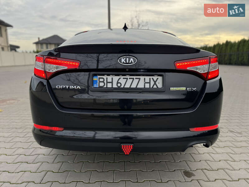 Седан Kia Optima 2013 в Одессе