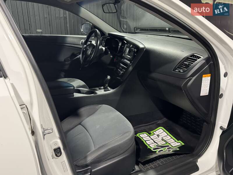 Седан Kia Optima 2013 в Одессе