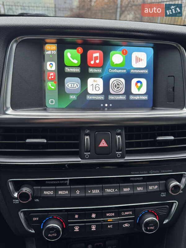 Седан Kia Optima 2017 в Киеве