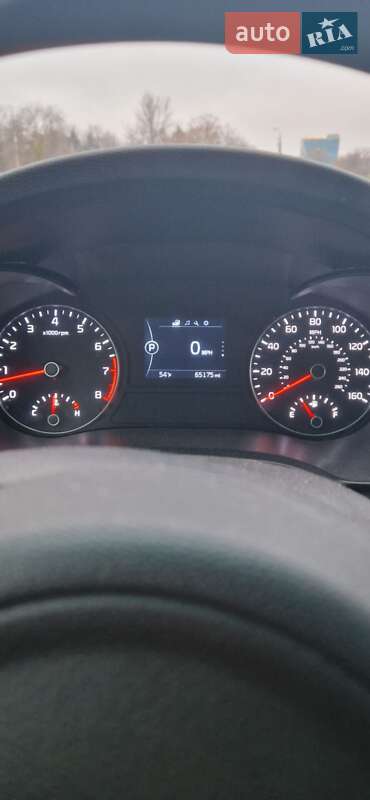 Седан Kia Optima 2017 в Ивано-Франковске