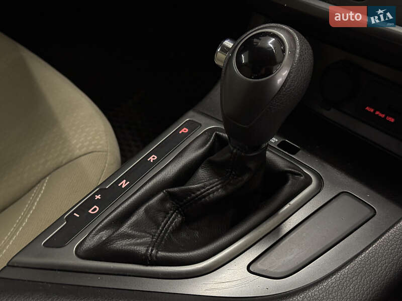 Седан Kia Optima 2011 в Николаеве