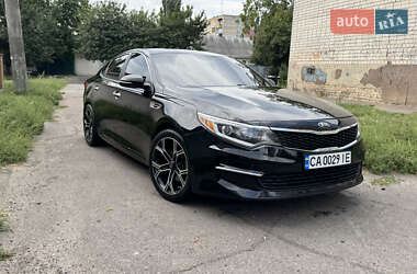 Седан Kia Optima 2016 в Черкассах