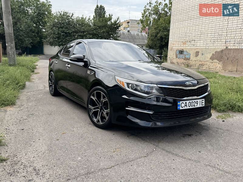 Седан Kia Optima 2016 в Черкасах