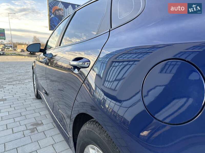 Седан Kia Optima 2016 в Ивано-Франковске фото 44 Седан Kia Optima 2016 в Ивано-Франковске