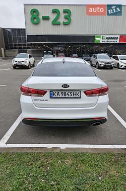 Седан Kia Optima 2017 в Киеве