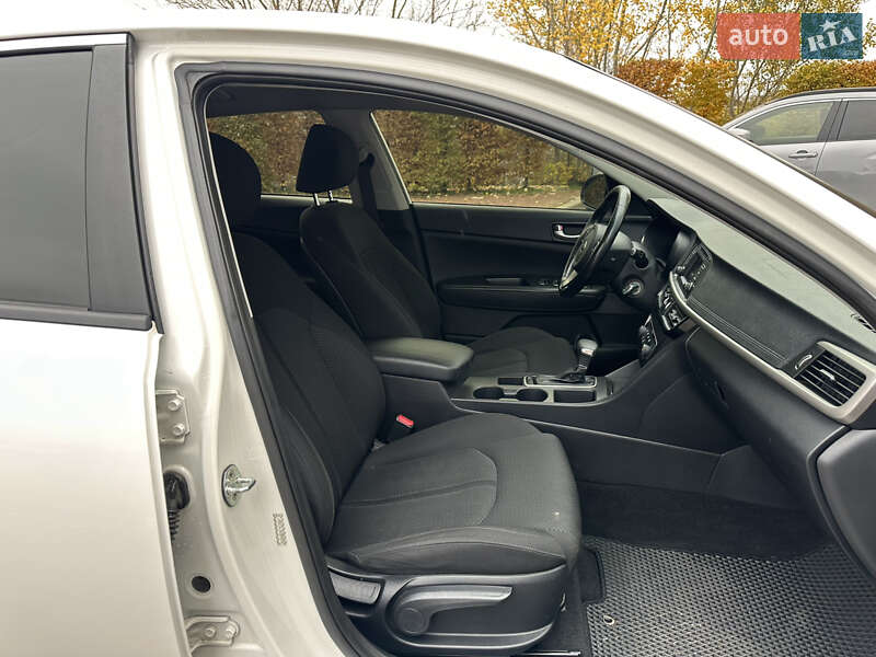 Седан Kia Optima 2016 в Киеве фото 42 Седан Kia Optima 2016 в Киеве