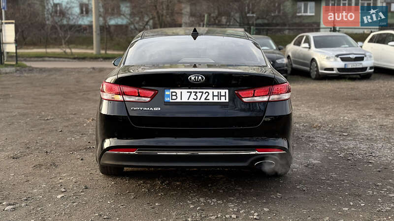 Седан Kia Optima 2017 в Полтаве