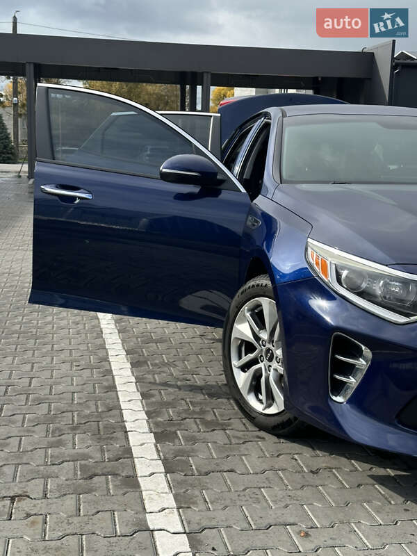 Седан Kia Optima 2016 в Вінниці