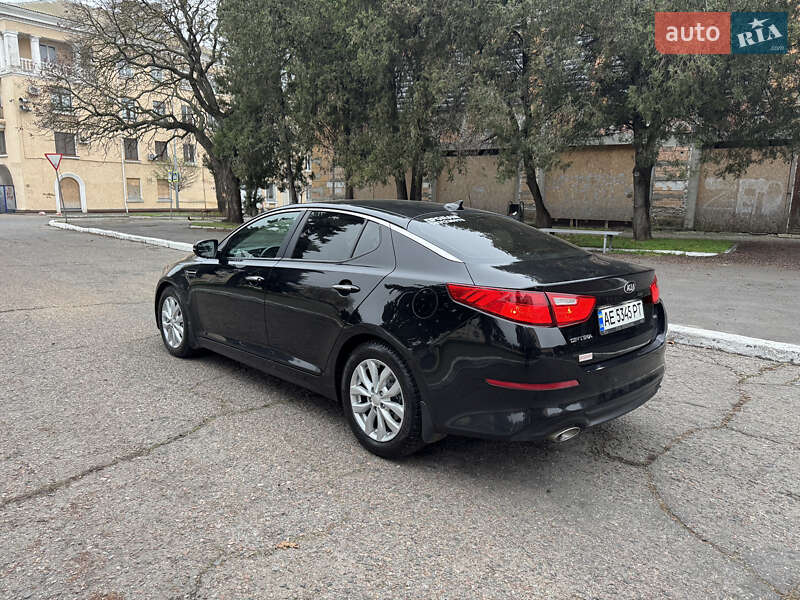 Седан Kia Optima 2014 в Чорноморську