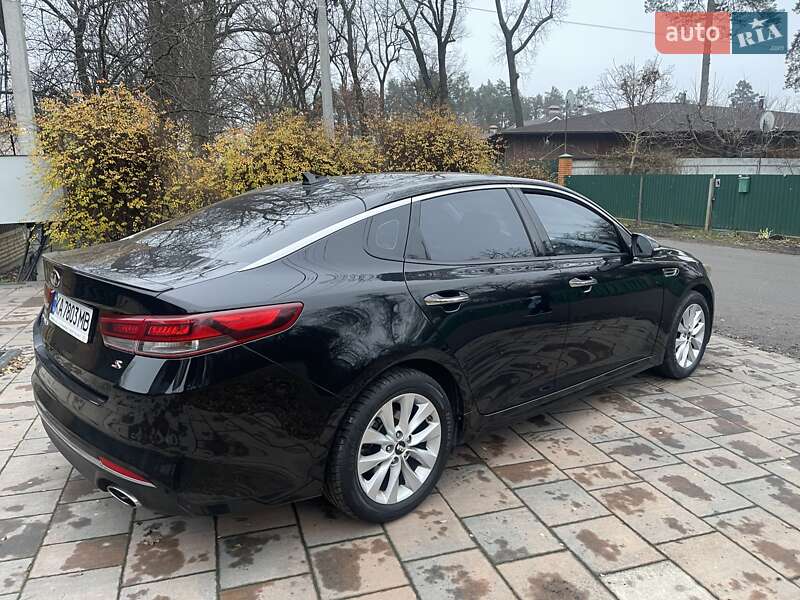 Седан Kia Optima 2018 в Києві