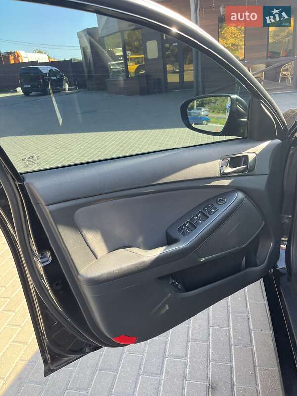 Седан Kia Optima 2014 в Ровно фото 7 Седан Kia Optima 2014 в Ровно