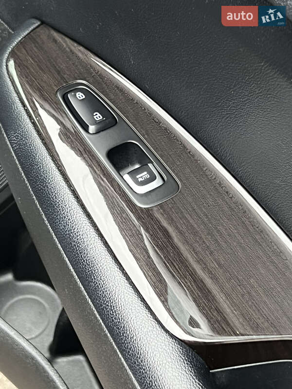 Седан Kia Optima 2018 в Одессе