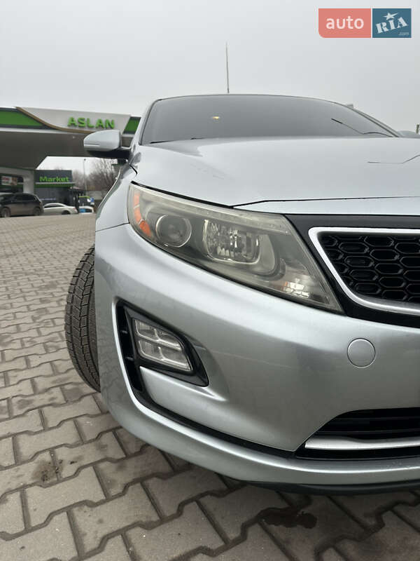 Седан Kia Optima 2014 в Хмельницькому