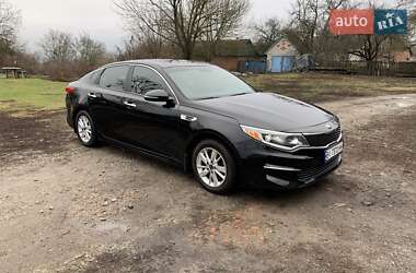 Седан Kia Optima 2017 в Гадячі