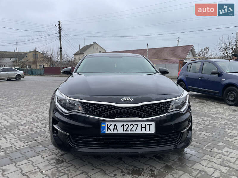 Седан Kia Optima 2016 в Василькові