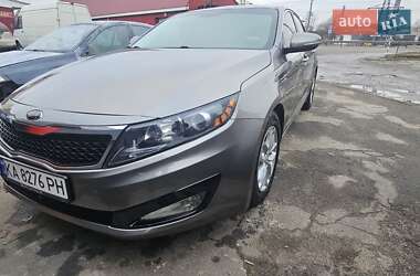 Седан Kia Optima 2012 в Киеве